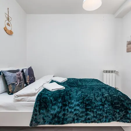 Miedziana 14 By Homeprime Warsaw